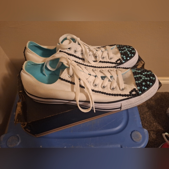 Custom New Converse Sneakers - Picture 4 of 7